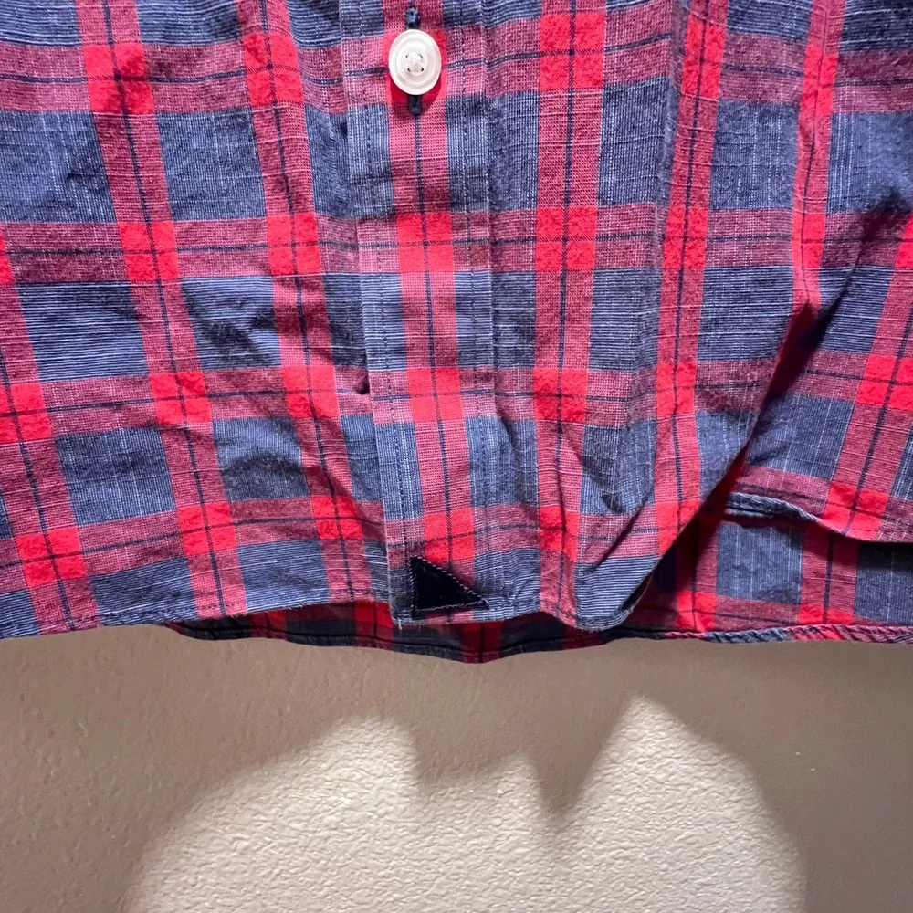 UNTUCKit Men CARMENENT 40209 Medium Long Sleeve Button Down Red Blue Plaid Shirt